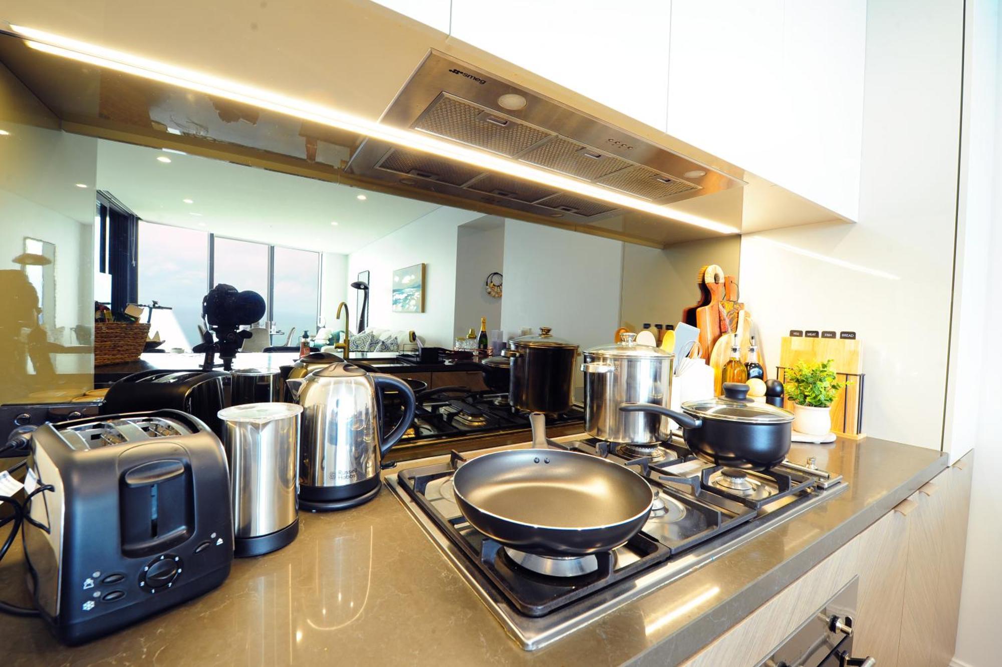 Surfers Beachside Luxury - Stunning Panoramic View Gold Coast